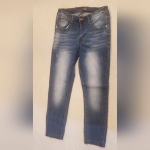 NWOT Fashionnova ankle jeans size 0